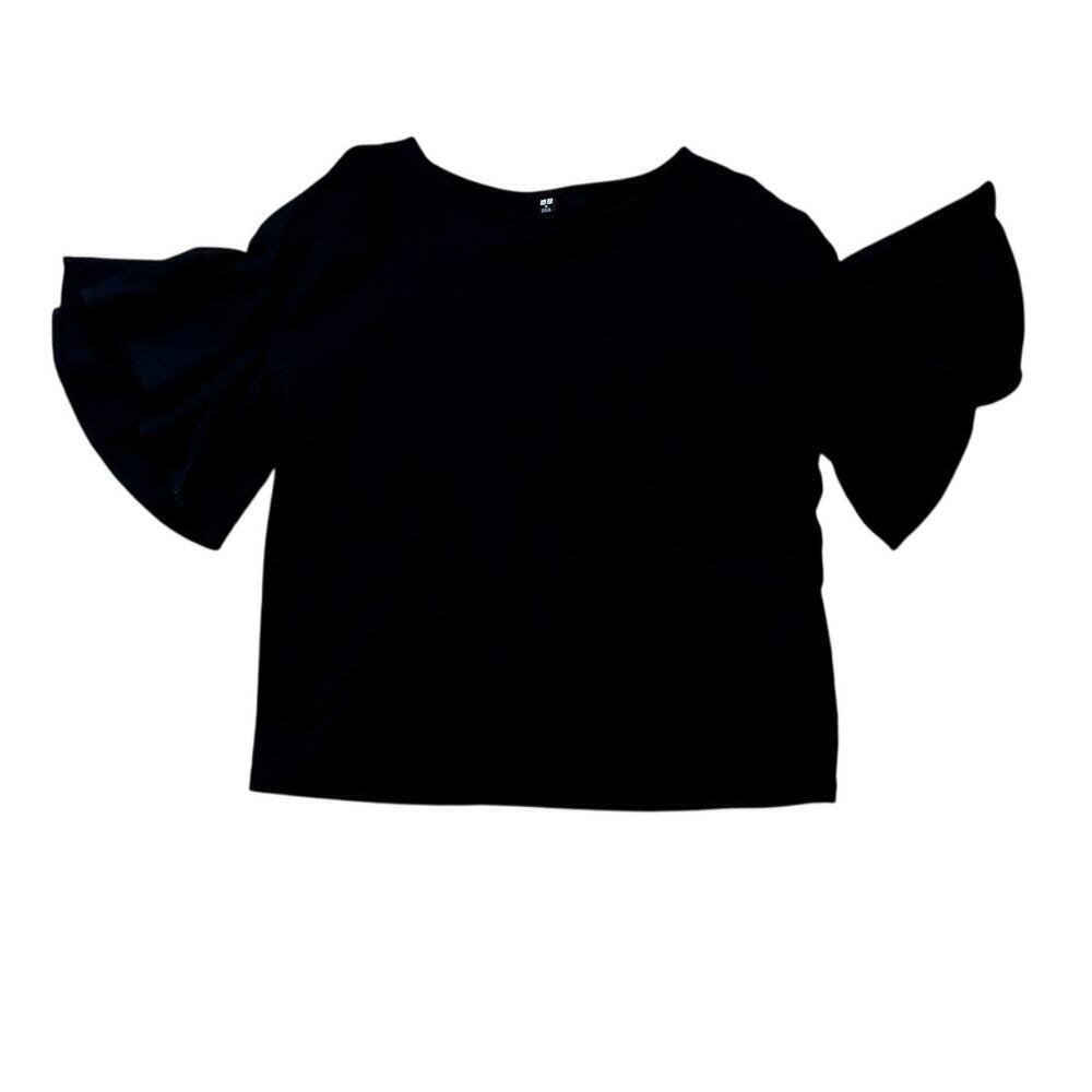 Uniqlo Black Short sleeve top, gently worn Size M, statement ruffle sleeves